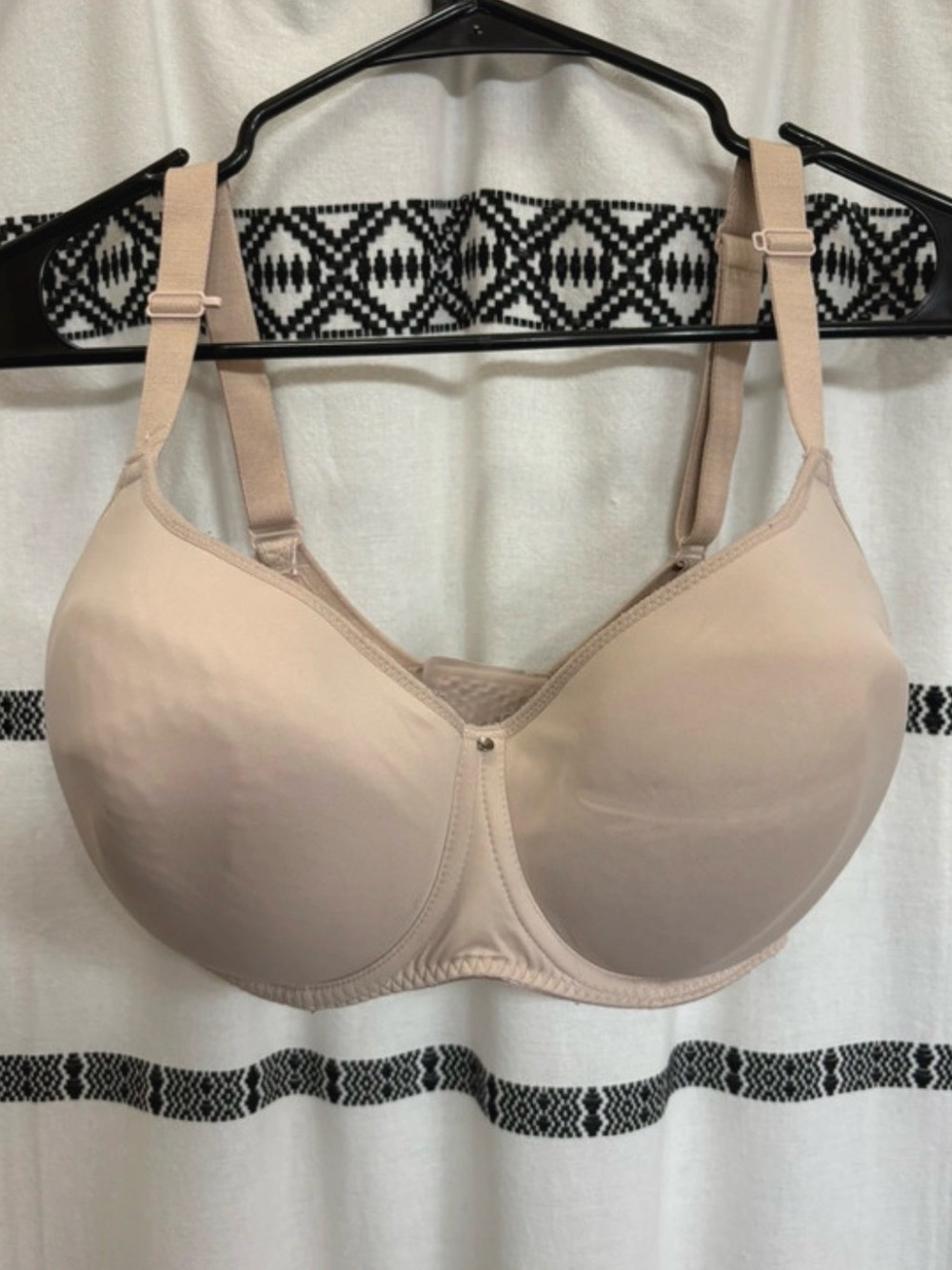 Smooth Nude Full-Coverage Underwire Bra 32I